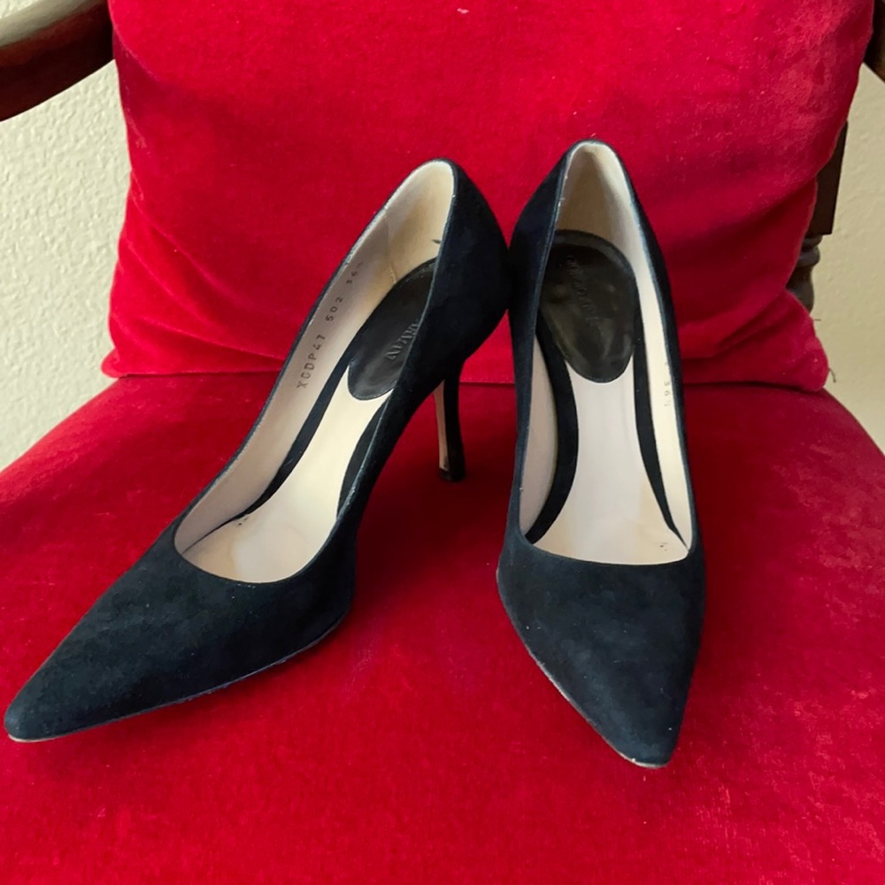 Almost new Giorgio Armani suede black  heels